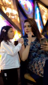 Anjum Fakih Instagram - Lo 5rs or chalo mujhe cute bolo🥺🙈😂

 @nzoomfakih 😍

#reels #reelsinstagram #reelkarofeelkaro #comedy #funny #whatsappstatus #funnymemes #comedyvideo #love #cute #viral #trendingreels
