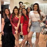 Anjum Fakih Instagram - All about last night… #christmas2022