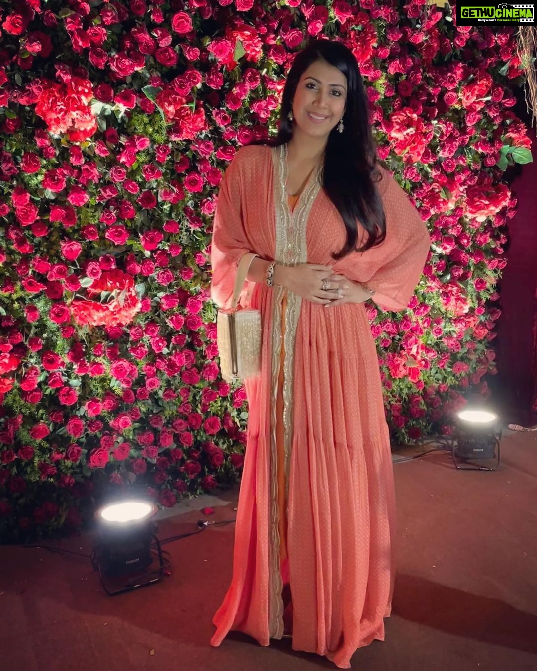 Ankita Bhargava Patel Instagram - Kaash Kisi Roz To Itne Rose Milte 🤣😂😜🌹