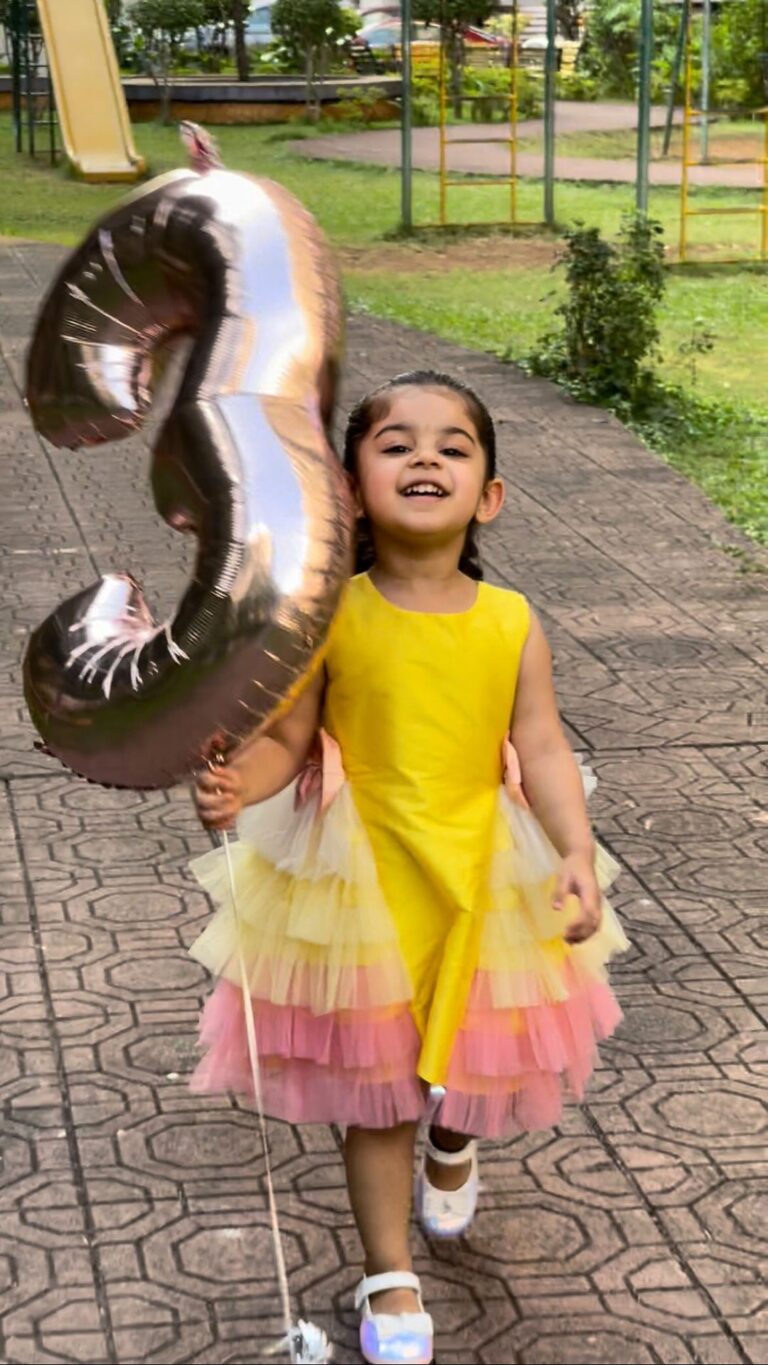 Ankita Bhargava Patel Instagram - Time Flies And How… 🌸 Forever grateful to god for the biggest blessing of our life ! 🙏 #happy3 #happybirthday #rabbdimehr Thanku @anusoru maasi for taking time out to capture these moments ❤️