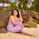 Ann Sheetal Instagram - 💜 #ThanksbetomyGod #PraisebetomyGod #Blessed 📷 @__finni__ #beach #happy #peace #beachlife