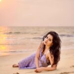 Ann Sheetal Instagram - Summer is here ☀️ #ThanksbetomyGod #PraisebetomyGod #Blessed 📷 @__finni__ #beach #summer #goodvibes #happy