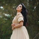 Ann Sheetal Instagram - In the woods, somewhere…. #ThanksbetomyGod #PraisebetomyGod #Blessed P.C @ameensabil Outfit @tosh_fabartistry MUAH @vikramanvijitha #cottagecore #fairytail #mood #fashiongram #gowns #weddinggown #wedding #fantasy #fairycore #fairyaesthetic #aesthetic #ａｅｓｔｈｅｔｉｃ