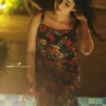 Ann Sheetal Instagram - Chill homie...😎 #ThanksbetomyGod #PraisebetomyGod #Blessed Outfit @darice_trendz Picture & Video @ameensabil @eventuraweddingevents Makeup and hair @vikramanvijitha Location @ragamayamunnar #reel #reelkarofeelkaro #reelitfeelit #reels #chill #vibe