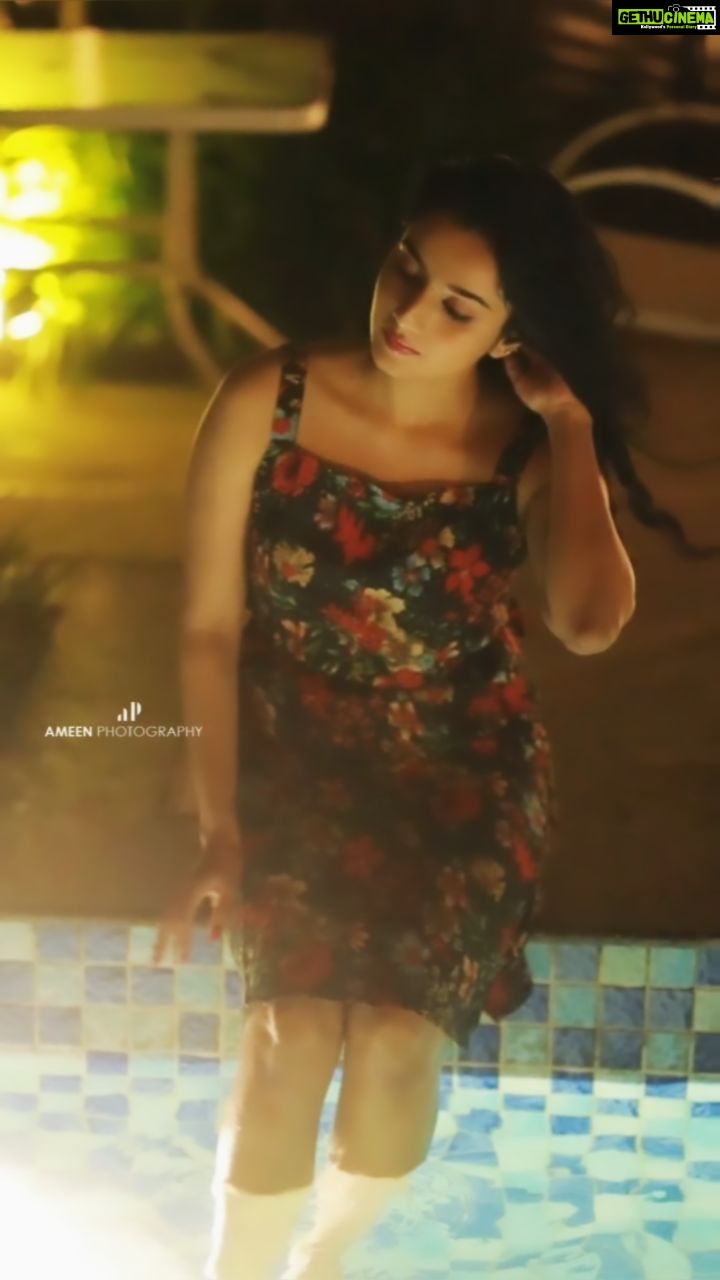 Ann Sheetal Instagram - Chill homie...π #ThanksbetomyGod #PraisebetomyGod #Blessed Outfit @darice_trendz Picture & Video @ameensabil @eventuraweddingevents Makeup and hair @vikramanvijitha Location @ragamayamunnar #reel #reelkarofeelkaro #reelitfeelit #reels #chill #vibe