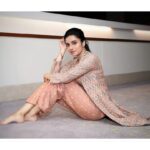 Ann Sheetal Instagram - #ThanksbetomyGod #PraisebetomyGod #Blessed Styled by @lahithya.reddy Designer @naomibyneehabhumana Jewellery @petalsbyswathi #ootd #peach #happy #random #😊 #hyderabad Hyderabad