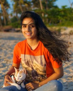 Ann Sheetal Instagram - Meow's 🐾 day out ❤🥰

#ThanksbetomyGod #PraisebetomyGod #Blessed 

📷 @__finni__

#Leotherescue #adoptdontshop🐾 
#catmom #catsofinstagram #catstagram #catlovers #cats #catlife #meow #catlove #catloversclub #catoftheday #catscatscats