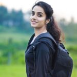 Ann Sheetal Instagram - No reason to stay... it's a good reason to go. #ThanksbetomyGod #PraisebetomyGod #Blessed 📷 @jithu_m_baiju #wander #travel #random #happy #portrait #😊 #colors #travelawesome #wanderlust Peace