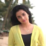 Ann Sheetal Instagram - Embrace all that is you.. #ThanksbetomyGod #PraisebetomyGod #Blessed Jewellery @anscollection7 🎥 @__finni__ #reel #reelvideo #reelitfeelit #reelkarofeelkaro #mood #vibe #goodvibes #personalized #custom #customisedjewellery #jewelry #jewellery #Beach #beachvibes