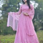 Ann Sheetal Instagram - 🌸 Picture courtesy : @eventuraweddingevents @ameensabil Hair and makeup : @vikramanvijitha Outfit : @paris_de_boutique Location : @ragamayamunnar #ThanksbetomyGod #PraisebetomyGod #Blessed #munnar #vibes #idukki #moodyvibes #lehenga Ragamaya Resort and Spa
