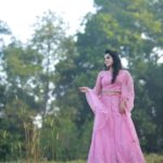 Ann Sheetal Instagram - 🌸 Picture courtesy : @eventuraweddingevents @ameensabil Hair and makeup : @vikramanvijitha Outfit : @paris_de_boutique Location : @ragamayamunnar #ThanksbetomyGod #PraisebetomyGod #Blessed #munnar #vibes #idukki #moodyvibes #lehenga Ragamaya Resort and Spa
