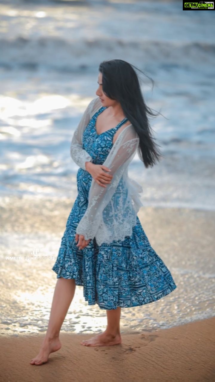 Ann Sheetal Instagram - The voice of the sea speaks to the soul. #ThanksbetomyGod #PraisebetomyGod #Blessed . . 📸 @ameensabil . . . . . . . . . . . . . . #reels #reelsinstagram #instagram #trending #viral #explore #love #instagood #explorepage #tiktok #reelitfeelit #india #photography #fyp #reel #instadaily #reelsvideo #fashion #memes #foryou #reelkarofeelkaro #music #insta #instagramreels