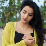 Ann Sheetal Instagram - Everyday is a new day....the sun will rise again.. #ThanksbetomyGod #PraisebetomyGod #Blessed Jewellery @anscollection7 📷@__finni__ #happy #peace #vibes #Beach #jewelry #jewellery #customisedjewellery #custom #custommade #personalized #personal #beachvibes #😊 #sonyalpha #sony
