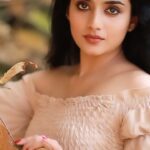 Ann Sheetal Instagram - 🍁🍂🍃 #ThanksbetomyGod #PraisebetomyGod #Blessed . . And the sun took a step back, the leaves lulled themselves to sleep and Autumn was awakened. . 🎥 @ameensabil . . . . . . . . . . . . . . . . . . . . . . . . . . . . . . . . . . . . . . . . . . . . . . . . . . . #reels #reelsinstagram #instagram #trending #viral #explore #love #instagood #explorepage #tiktok #reelitfeelit #india #fyp #photography #reel #instadaily #reelsvideo #fashion #memes #foryou #reelkarofeelkaro #music #o #insta #instagramreels