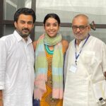 Anupriya Goenka Instagram - As we celebrate our 75th Independence Day. I pray that we all find independence from our fears, judgements, thinking patterns developed in years and embrace love, understanding, trust and breaking patterns/ old habits. Last 3 days were most beautiful for me. To see my family go thru a spiritual process together. We all were accepting, changing, flowing and glowing. 😀😀 3 most invigorating days we have spent together in a while. Thank you @aaditipohankar for introducing me to bodh. For being my guide and medium and hence my family’s. @iamroysanyal @actortrupti #nivi for being my companions during bodh2 and so amazing you all were there yesterday too mystically. Thank you Parn ji @Mitra.parn.official for the much needed guidance and insight. Shrestha ji @maitreyi_shreshtha for being there and holding our hand throughout. Dixit ji, for constantly giving me support and assurance. Shashi ji, Anupriya ji, Vandana ji and entire Maitribodh parivar for so much love and support and for taking care of my parents and brother so dedicatedly. And Maitreya Dadashriji for everything @maitreya_dadashreeji #shantikshetrapremgiriashram