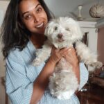 Anupriya Goenka Instagram - Sugar, it’s been a year today. We are still learning to live, without you being physically around.. not a day goes by without missing you. You taught us so much, in living, in parting and there after. Love you sugar, so so much and I know you will be back with us again soon. Today I am gonna dance for you baby, for us! Love you. ♥️ #sugar #mybaby