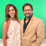 Anupriya Goenka Instagram – A pic for memories..
And we aren’t in costume 😃and better still smiling and laughing 😂 which we never do on the show.. but continuously in between shots.. cause of Arshad sir’s crazy sense of humour.
It’s most difficult to do a serious scene around him!

(While getting the pic clicked I was joking that the few secs while holding a pose is the only way to get him quiet 😂😂)
@arshad_warsi 🤗🤗🤗🤗 what a gem you are!!

#Asur season 2 coming soon
#postershoot 
@vootselect @bombayfables @creativegaurav @sen_oni @barunsobti_says @iridhidogra @meiyangchang 

Can’t share more outtakes.. cause of the same old look disclosure problem! But did all possible edits of these pics 😂 

Makeup @komzy_le 
Hair @lamba.hitesh 
Spot @anilsah173
