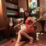 Anurita Jha Instagram - 🌻 🌻 🌻 . . . . . . . . #poser #anurittakjha