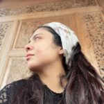 Anurita Jha Instagram - Pause and breathe …🤍🤍 . . . . . . #happiness #travel #kashmir Dal Lake