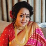 Aparajita Auddy Instagram - হাসে চন্দ্র সূর্য তারা   বসন্ত নিকুঞ্জে আসে বিচিত্র রাগে ॥