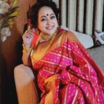 Aparajita Auddy Instagram - হাসে চন্দ্র সূর্য তারা   বসন্ত নিকুঞ্জে আসে বিচিত্র রাগে ॥