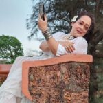 Aparajita Auddy Instagram - Adornment, what a science! Beauty, what a weapon! Modesty, what elegance!”#reelsindia#viral #Instagram