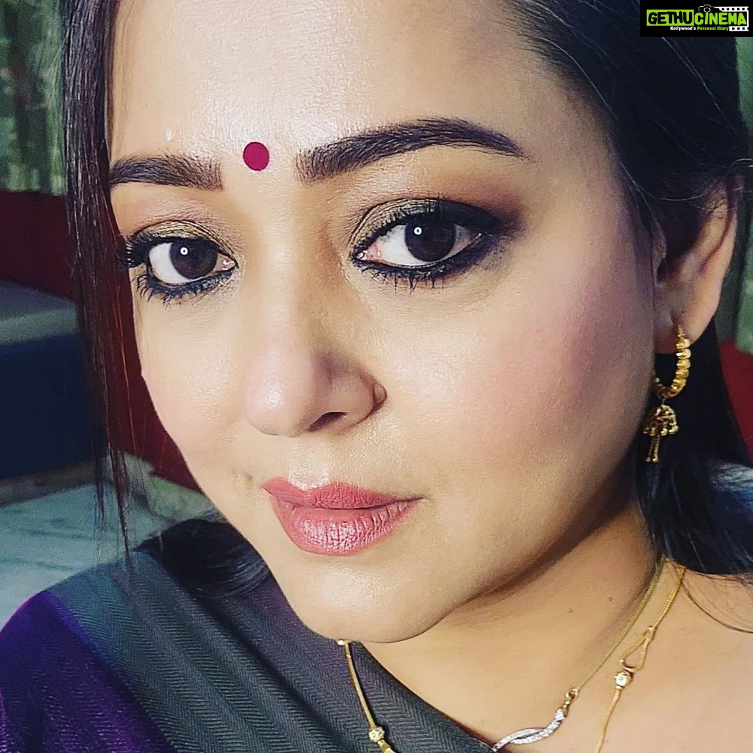 Aparajita Auddy Instagram - আমার কাছে রাজা আমার রইল অজানা
