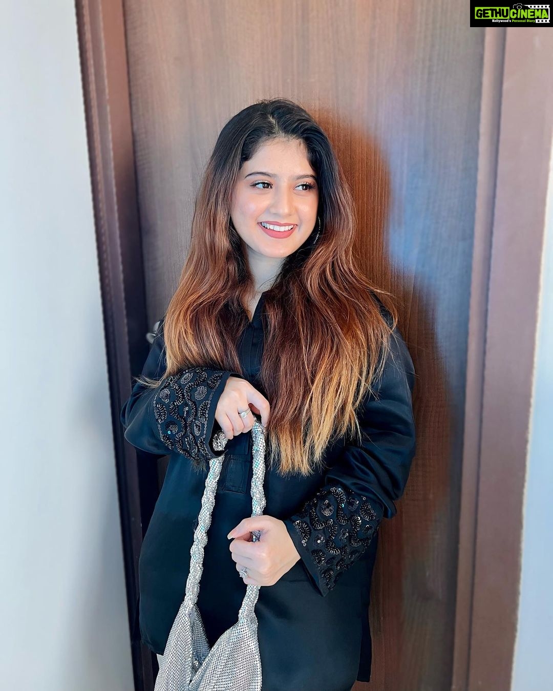 Arishfa Khan Instagram - Tadaa itโs Sunday! ๐