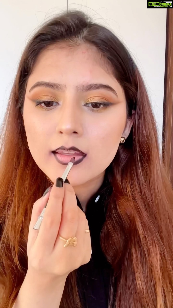 Arishfa Khan Instagram - 03 TYPES OF RED LIPS💄@mishymecosmetics ❤️ SHADE: SEÑORITA (Wine Red) Used in this video 🫶🏻 Order yours now at 549/- rupees (each) from www.mishymecosmetics.com 😍💄 Which one is your favourite Red lips ( 1, 2 or 3 ) Lemme know in the comment section 😍