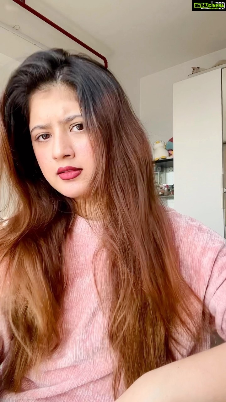 Arishfa Khan Instagram - Batao batao?😂 #arishfakhan #comedy Btw new YouTube video is out. Go and watch now😍❤️