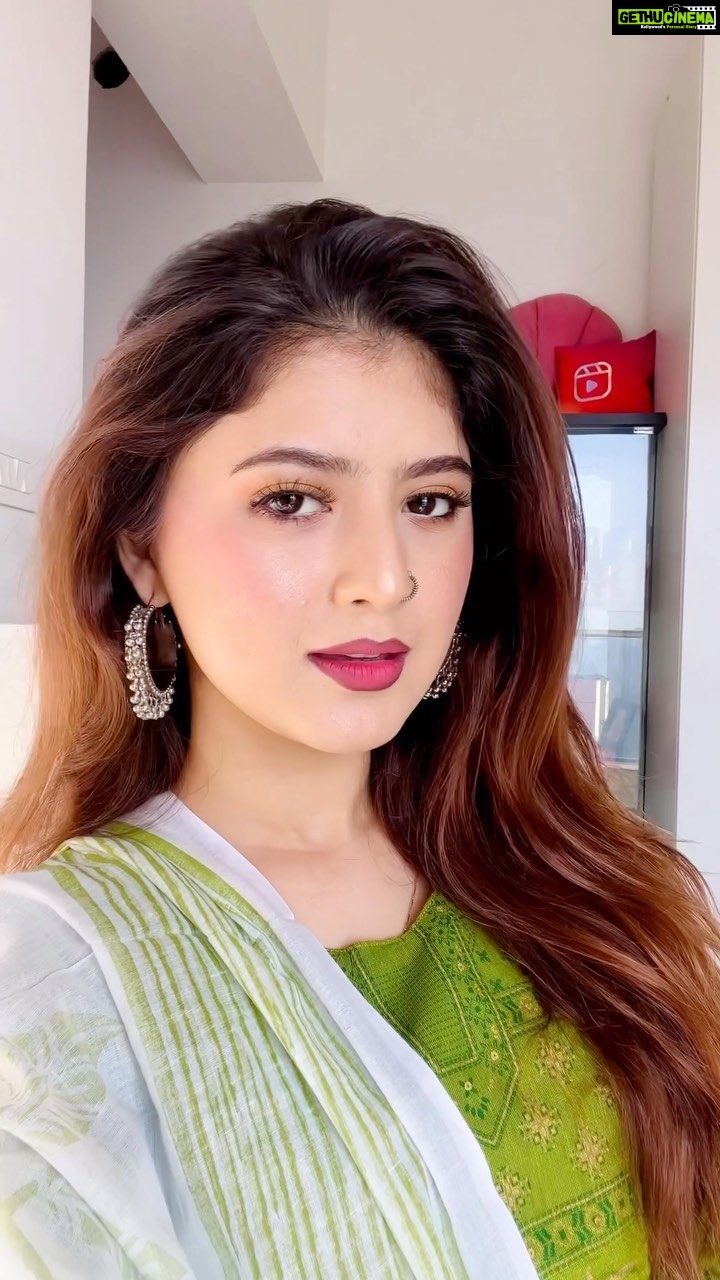 Arishfa Khan Instagram - Eda ni chalde pyar soniye💚 #arishfakhan #transition