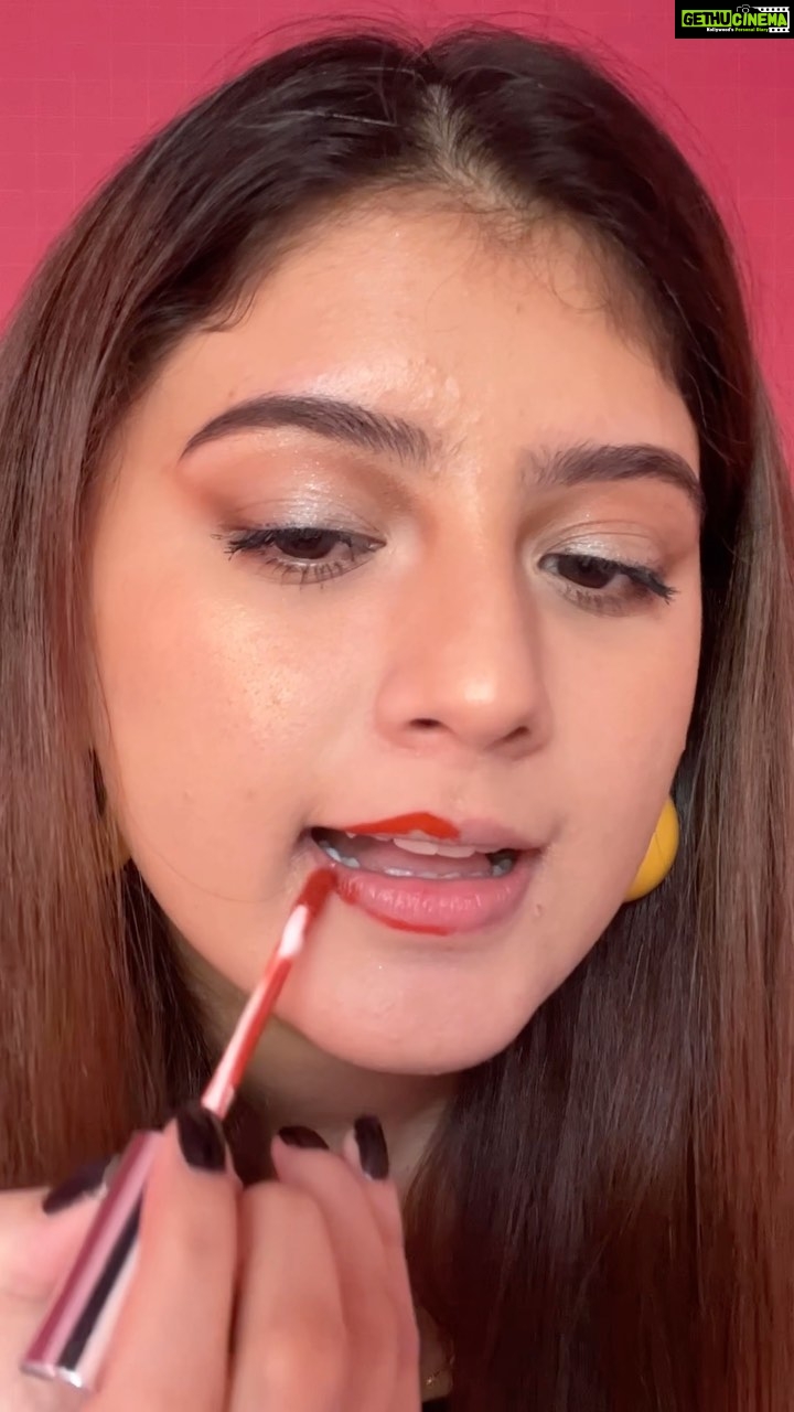 Arishfa Khan Instagram - So easy and quickπ @mishymecosmetics Matte liquid lipsticks πβ€οΈ SHADE: SUNSET HUE - CORAL Used in this video π«Άπ» Order yours now at 549/- rupees (each) from www.mishymecosmetics.com ππ Try this technique and let me know in the comment section what should I make next? π€π