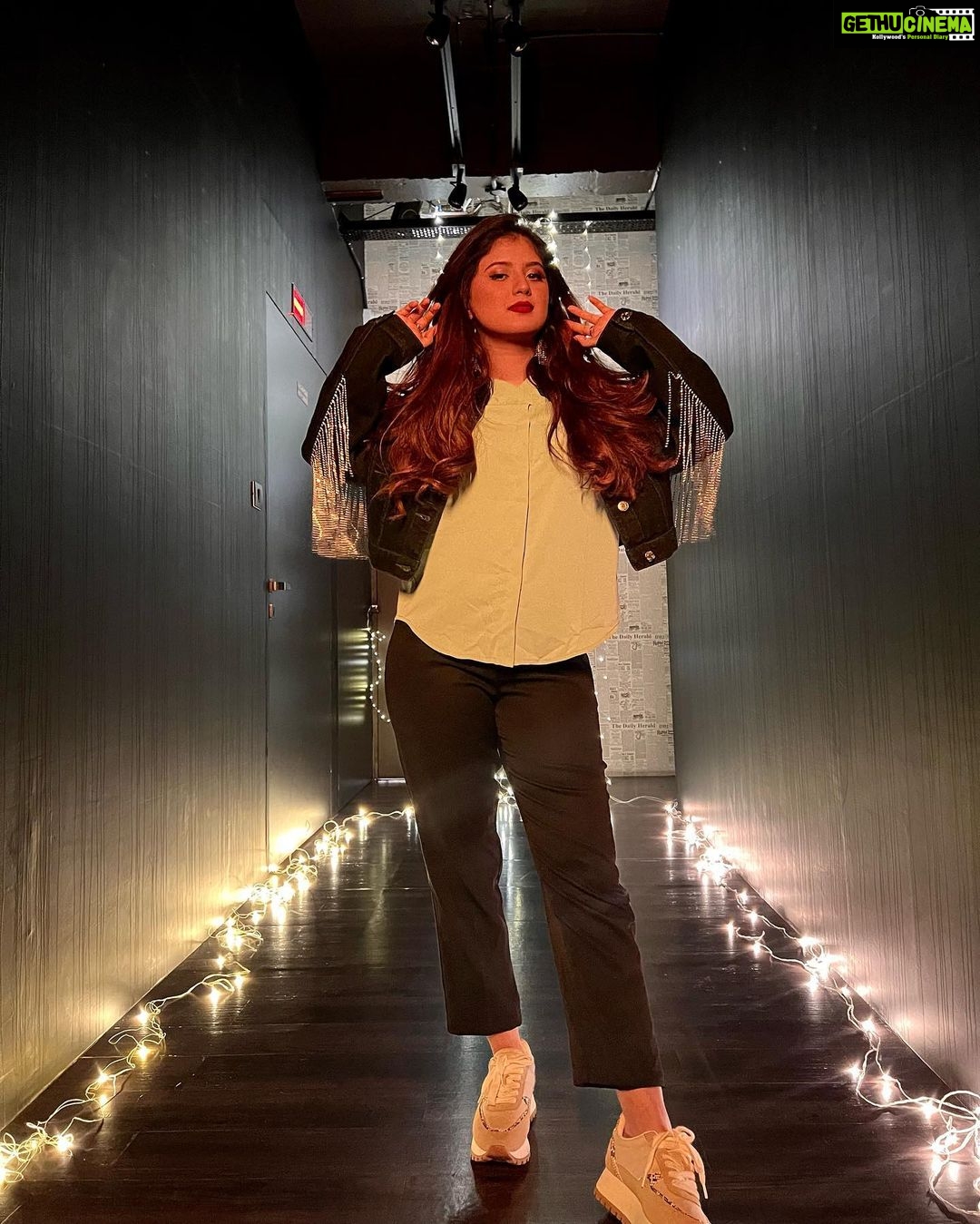 Arishfa Khan Instagram - She flies by her own wingsπ§π»ββοΈβ€οΈβπ₯ π: @thribecreatorslab