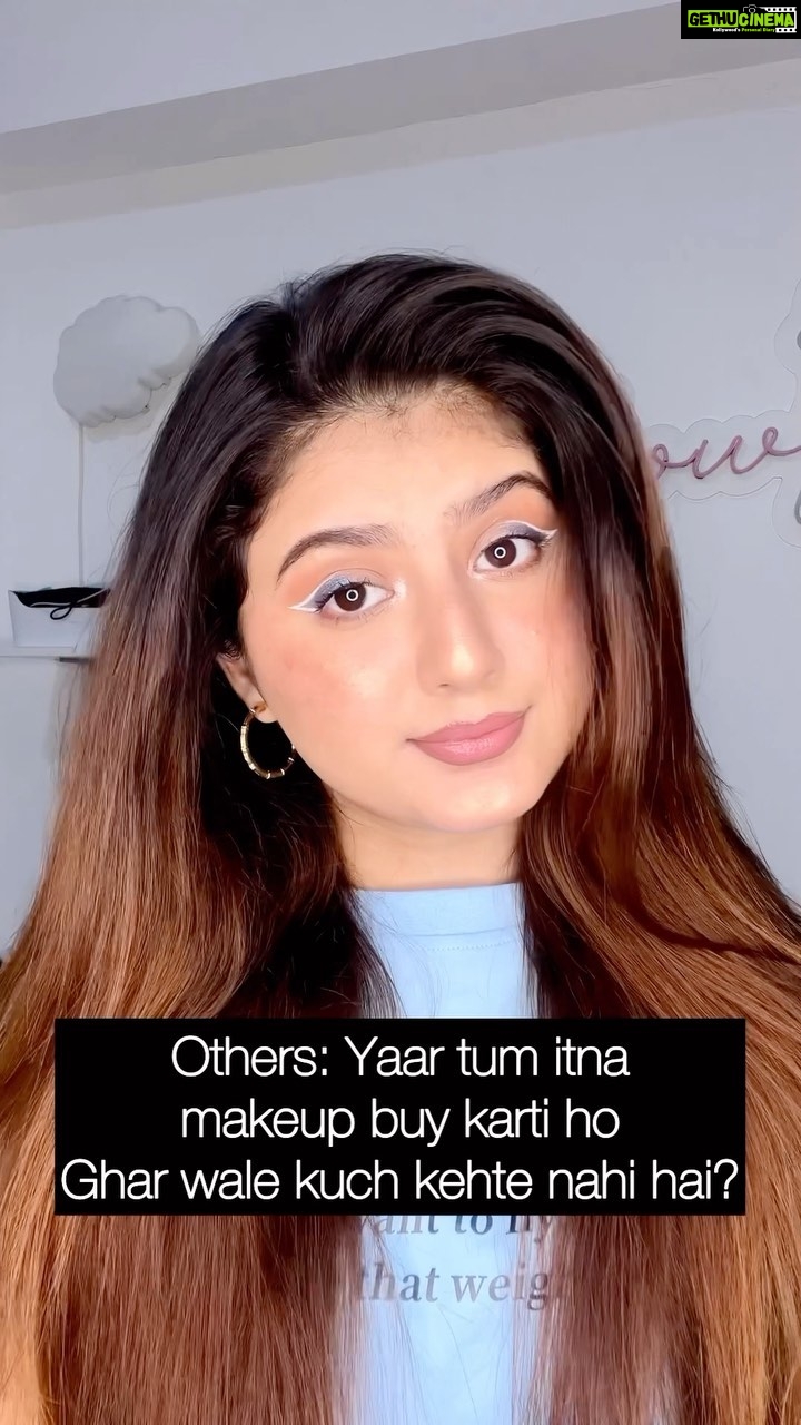 Arishfa Khan Instagram - Kya kare aadat se majboor🤷🏻‍♀️