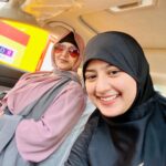 Arishfa Khan Instagram - "Labon par uske kabhi baddua nahi hoti, Bas ek maa hai Jo kabhi khafa nahi hoti." 🌎💕 Assalamualaikum Warahmatullahi Wabarakatuh. Jummah Mubarak❤️ #jummahmubarak #momdaughter #bond