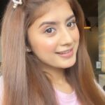Arishfa Khan Instagram - You wannna be my friend?🤝🏻💗 📍: @thribecreatorslab 🪸 #youwannabemyfriend #trending #reels #reelsinstagram #reelitfeelit