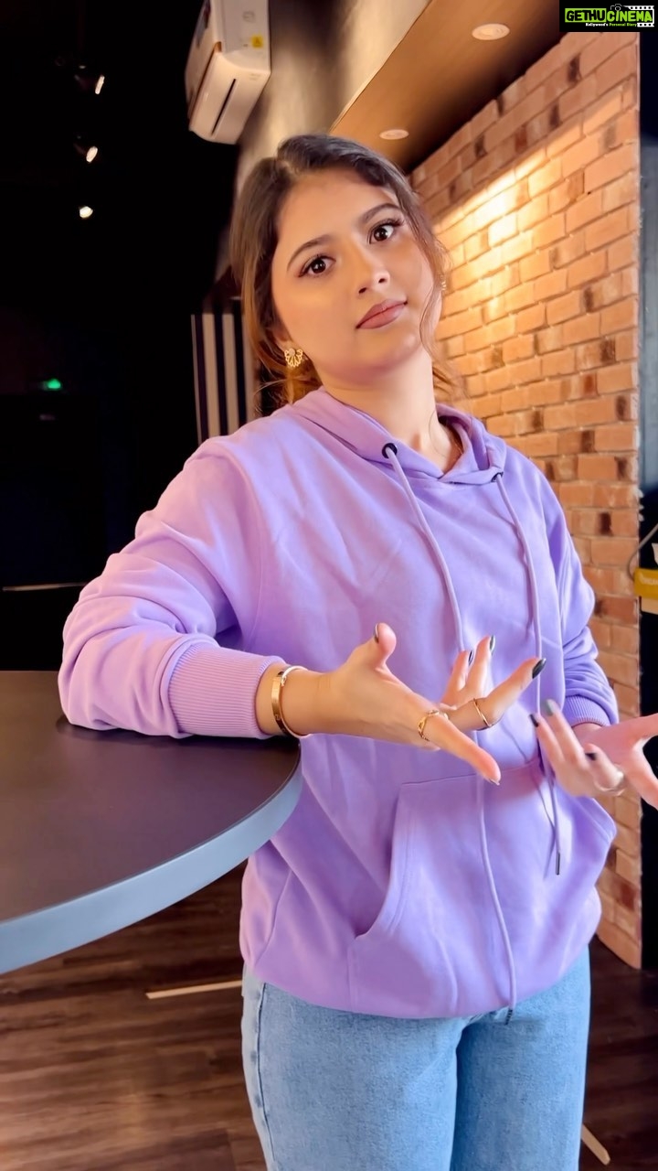 Arishfa Khan Instagram - Sach sach batana ekdum dhyaan se sun raha tha na?🤣 📍: @thribecreatorslab