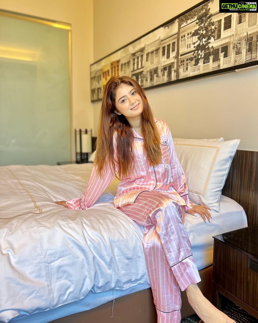 Arishfa Khan Instagram - Morning💗 Day #04 in Singapore ✨🫶🏻 #singapore #morningvibes #trip Zhongshan Park 中山公园