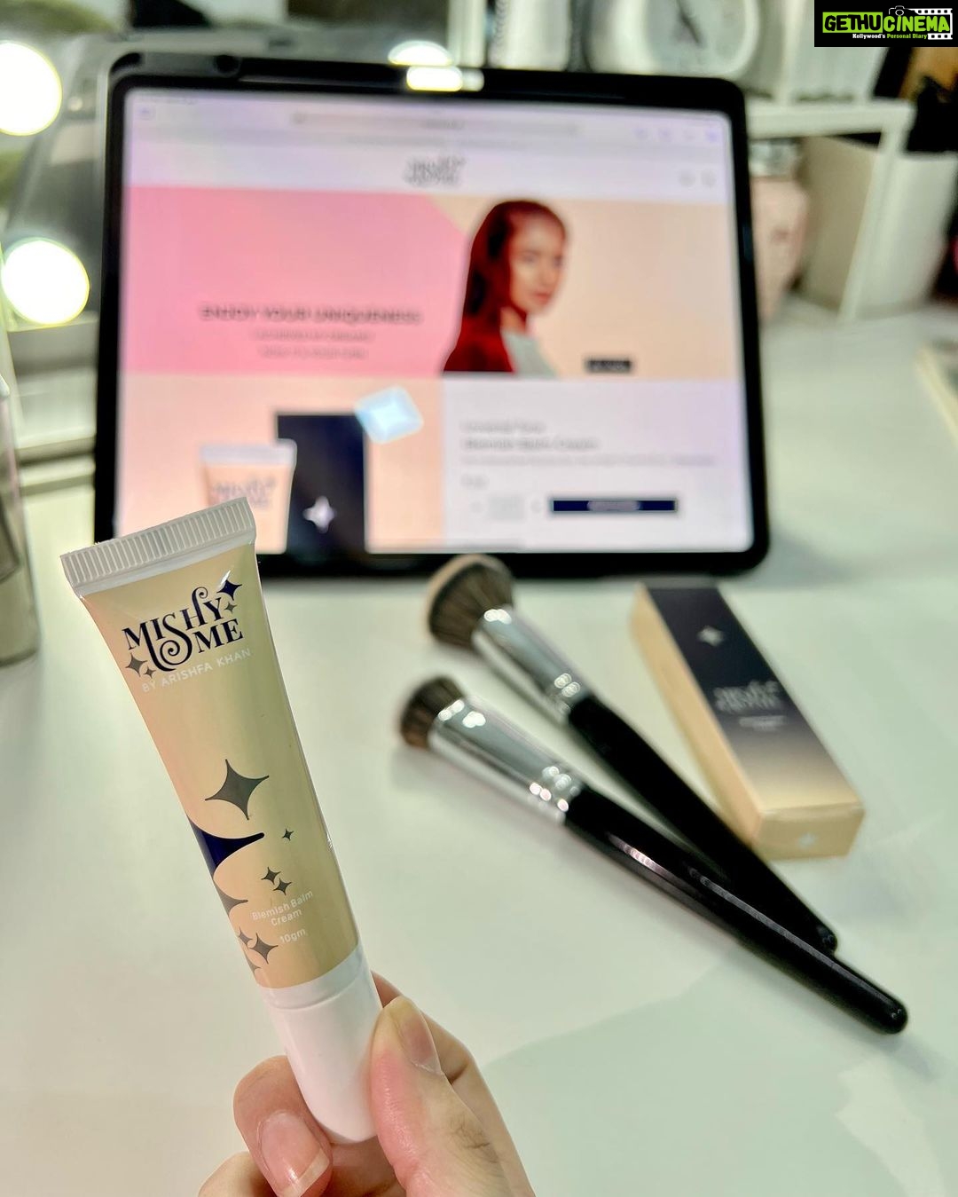 Arishfa Khan Instagram - π»πΈπ
πΈ ππΈ πΊπΏπππ€β¨ Mishy Me βοΈ BB Cream is perfect for people across all age groups and for all skin types, this unisex π«πΌ product is designed to make skincare affordable and available to everyoneβ¨ Benefit of Mishy Me BB Cream.β€οΈ 1: Instant Brightness 2: Sun Protection 3: Evens out skin tone 4: Makes you look great on Camera.π€© And all you budding creators out there..this is the best product for you all. Look amazing in your reels and photo shoots.πͺ Get yours now in just 180/- rupees from www.Mishy.me or #amazon π«Άπ» #MishyMe #realisrare #arishfakhan #lookgoodfeelgood #alwaysmishyme #mishymebbcream #bbcream #mishymebyarishfakhan #sulpatefree #parabenfree #crueltyfree #spf30 #cosmetic