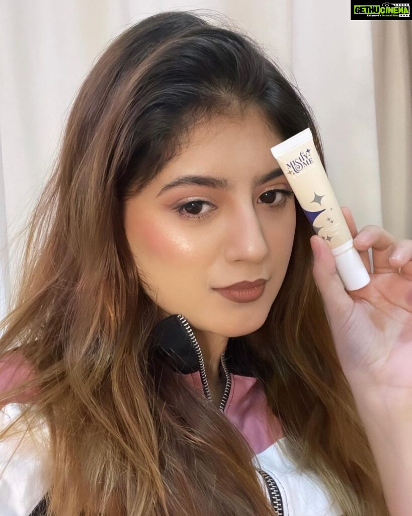 Arishfa Khan Instagram - Real is rare! 🪄 #nofilter Mishy Me ⭐️ BB Cream is perfect for people across all age groups and for all skin types, this unisex 👫🏼 product is designed to make skincare affordable and available to everyone✨ Get yours now in just 180/- rupees from www.Mishy.me or #amazon 😍❤️ Buy use and share yours selfies pictures reels with us.💖 We will repost all.💛 #mishyme #mishymebyarishfakhan #mishymebbcream #bbcream #arishfakhan #lookgoodfeelgood #alwaysmishyme #mishymebyarishfakhan #sulpatefree #parabenfree #crueltyfree #spf30 #cosmetic