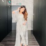 Arishfa Khan Instagram - EID MUBARAK🤍✨ 📍Beautiful location: @thribecreatorslab @thribecreators 🌟 Wearing: @asbaabofficial Eid vlog coming soon on my youtube channel.💫 #eidmubarak #eid2022 #eidoutfit #blessed #alhamdulillahforeverything