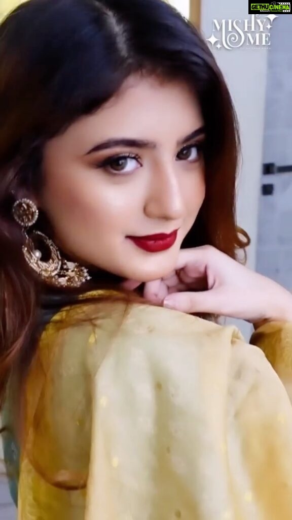 Arishfa Khan Instagram - EID GLAM MAKEUP LOOK TUTORIAL 🤩 Full look tutorial coming today at 2:30pm on my youtube channel.😍 Try @mishymeofficial in just 180/- rupees😍 Mishy Me is now available on Amazon.🤩😍 Benefit of Mishy Me BB Cream.❤️ 1: Instant Brightness 2: Sun Protection 3: Evens out skin tone 4: Makes you look great on Camera.🤩 Go and get yours now.✨ Buy apply and share your pictures, videos, reels and IGTV with us. Tag @mishymeofficial and me. Will repost all.❤️ Don’t forget to follow @mishymeofficial 💗 Thank you everyone for all your love and support to @mishymeofficial We love you all.💖 #mishyme #arishfakhan #realisrare #lookgoodfeelgood #alwaysmishyme #mishymebbcream #bbcream #mishymebyarishfakhan #sulpatefree #parabenfree #cueltyfree #spf30 #cosmetics #beauty #trending #reels #reelsinstagram #reelitfeelit