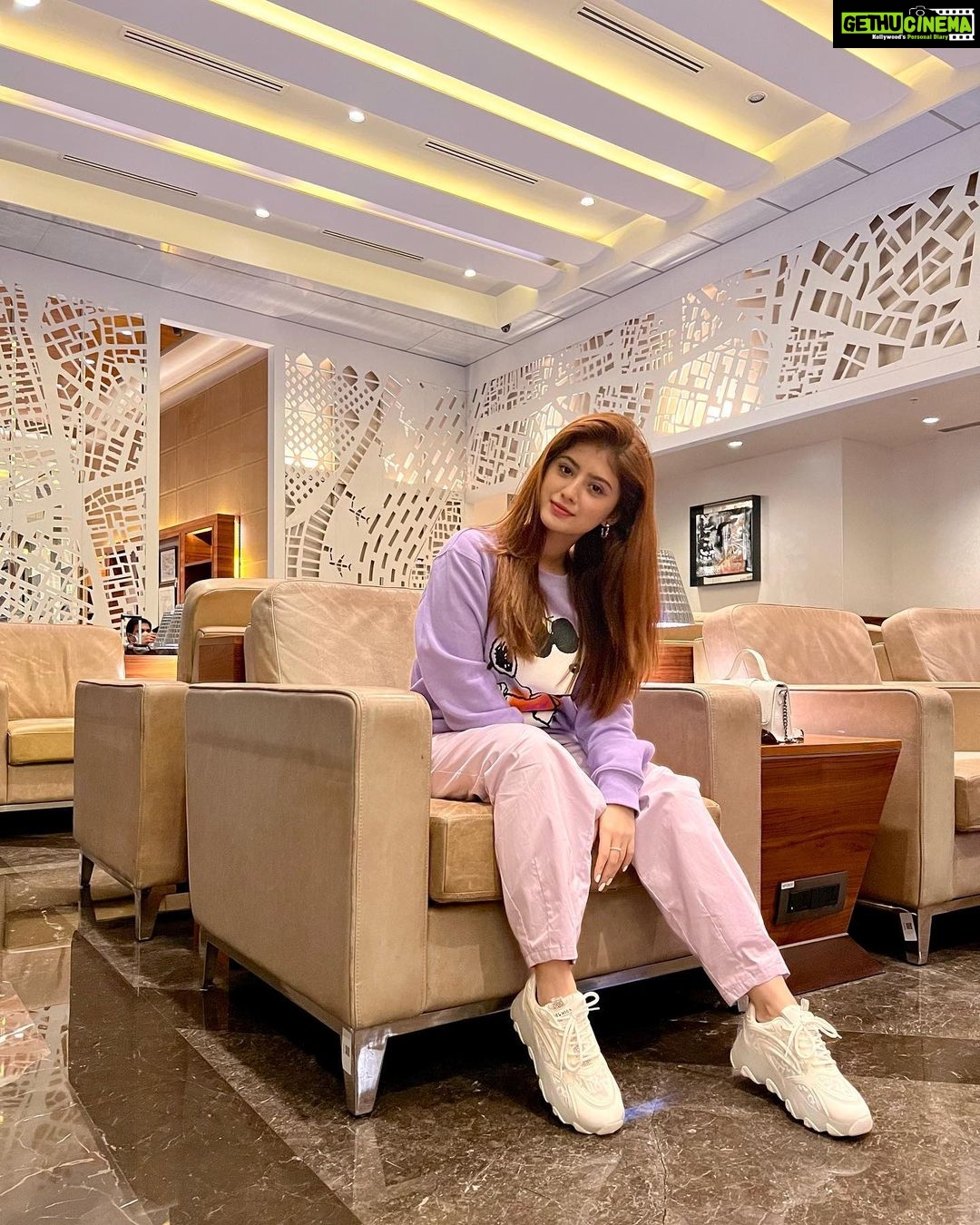 Arishfa Khan Instagram - Singapore here I come!! 🛫❤️