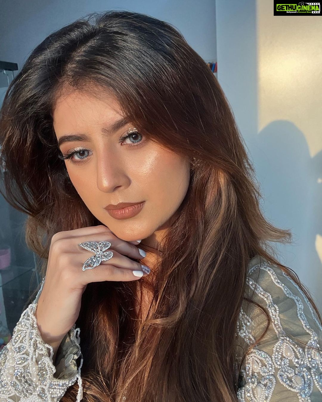 Arishfa Khan Instagram - Might delete later! 🤍 #nofilter