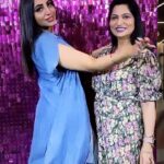 Arshi Khan Instagram - Zoe nails ☎️-9313189890 . . . . . Follow @zoenails.kaur #instagram #reels #love #instagood #instalike #reelsinstagram #trending #viral #bhfyp #fyp #fashion #fashioninsta #instadaily #india #zoenails #manmeetkaur #arshikhan JAIYE AWAAM KHUBSURAT BANAIYE