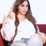 Arshi Khan Instagram - Oooooo Babyyy 😜💋 @arshikofficial . #feelitreelit #feelkaroreelkaro #trending #arshikan #arshan . Location @byou.in Shoot by @akphotography_mumbai