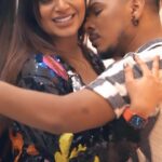 Arshi Khan Instagram – Tujhko Bhula ke ab jaaun kaha 🙈😍
@arshikofficial 
.
#feelitreelit #feelkaroreelkaro #trending #JaduHaiNashaHai #arshikhan #arshan