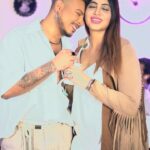 Arshi Khan Instagram – Coffee piyoge @eshanmasihchrist #arshi #arshikhan #reels #reelsinstagram #reelitfeelit