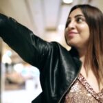 Arshi Khan Instagram - Koi nahi 👧🏻👧🏻👧🏻 dekhte to sab hai #arshi #arshikhan #sherukrishnagoni #reelsinstagram #reels #reelsvideo #reelitfeelit