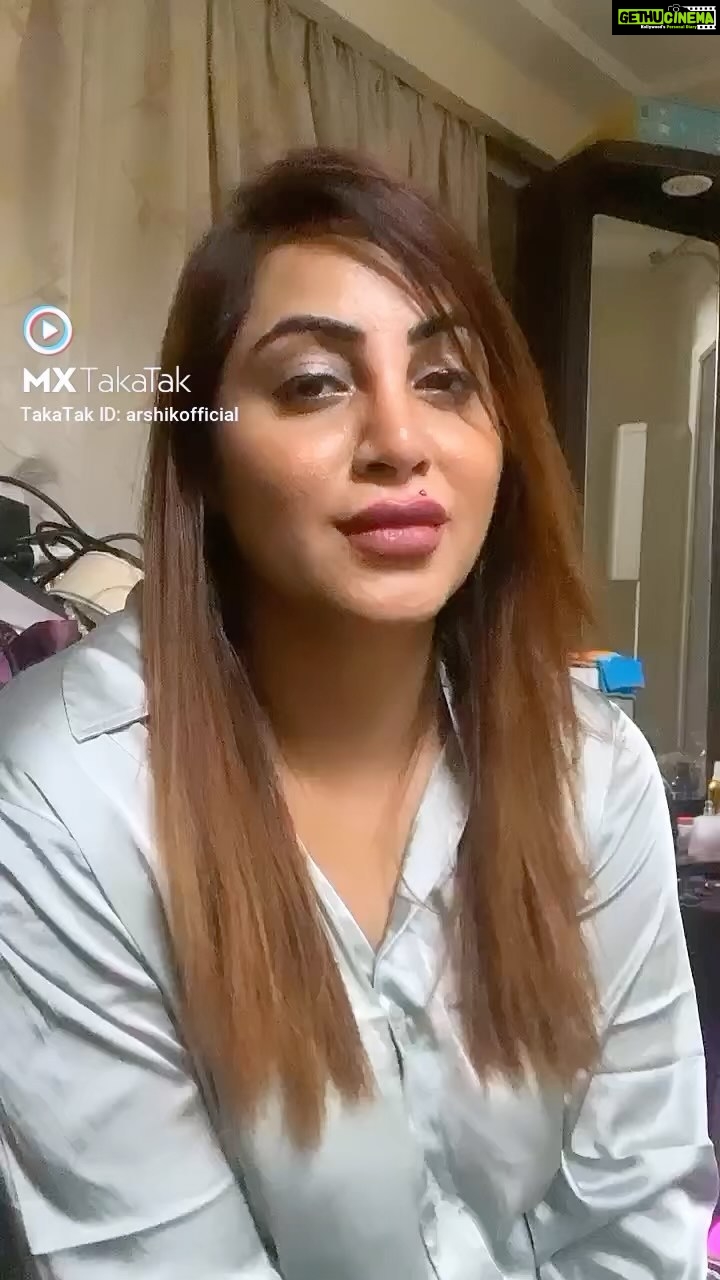 Arshi Khan Instagram - Yaad karoge ❤️❤️ #arshi #arshikhan #sherukrishnagoni @mxtakatak